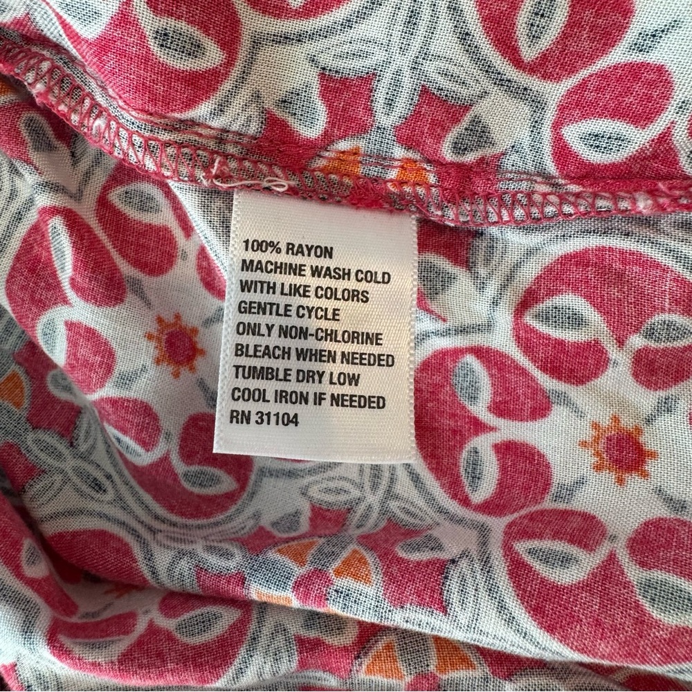 Crown & Ivy Women's Patterned Shorts - Picture 9 of 10
